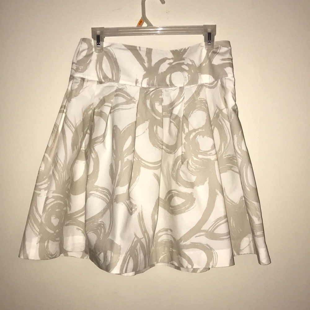 Banana Republic Pleated Skirt S-4